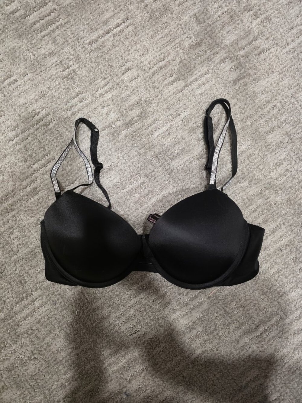 VS Very Sexy Shine Strap PU Bra SIZE 34D